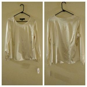Kasper Vanilla Blouse Size 12 New with Tags